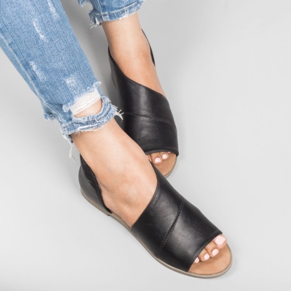 Black Shank Peep Toe Flats
